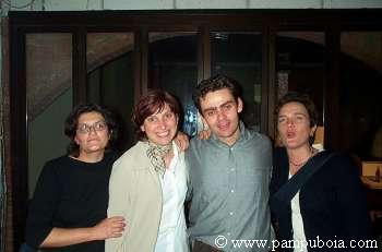 pampu_beato_tra_le_donne.jpg